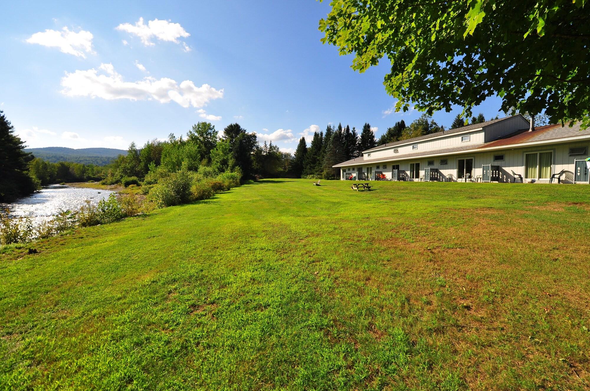 Sun & Ski Inn And Suites Stowe Eksteriør bilde