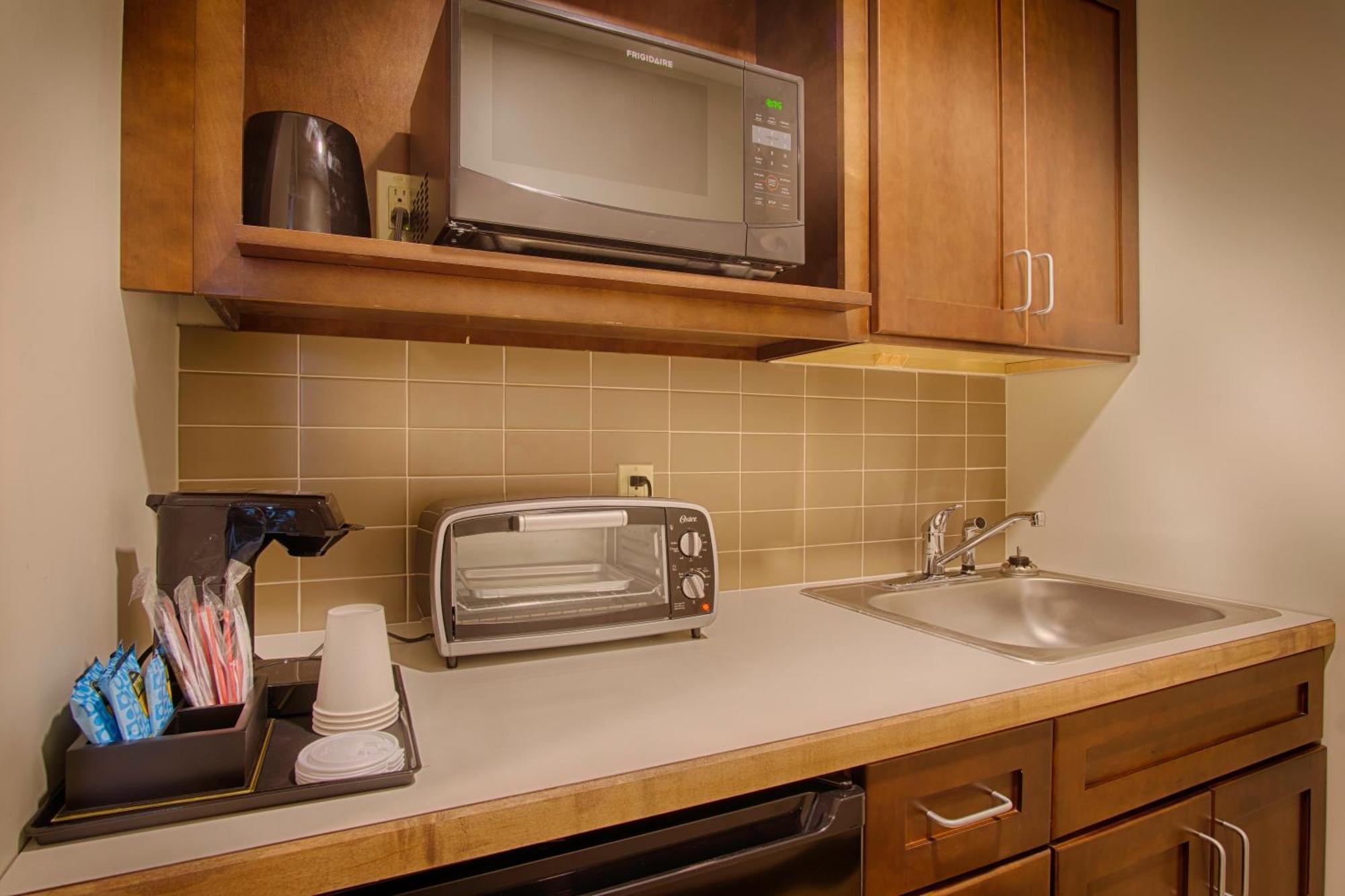 Sun & Ski Inn And Suites Stowe Rom bilde