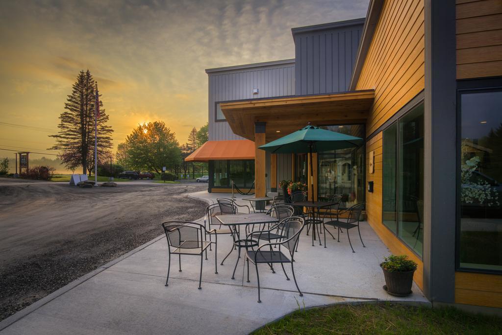 Sun & Ski Inn And Suites Stowe Eksteriør bilde